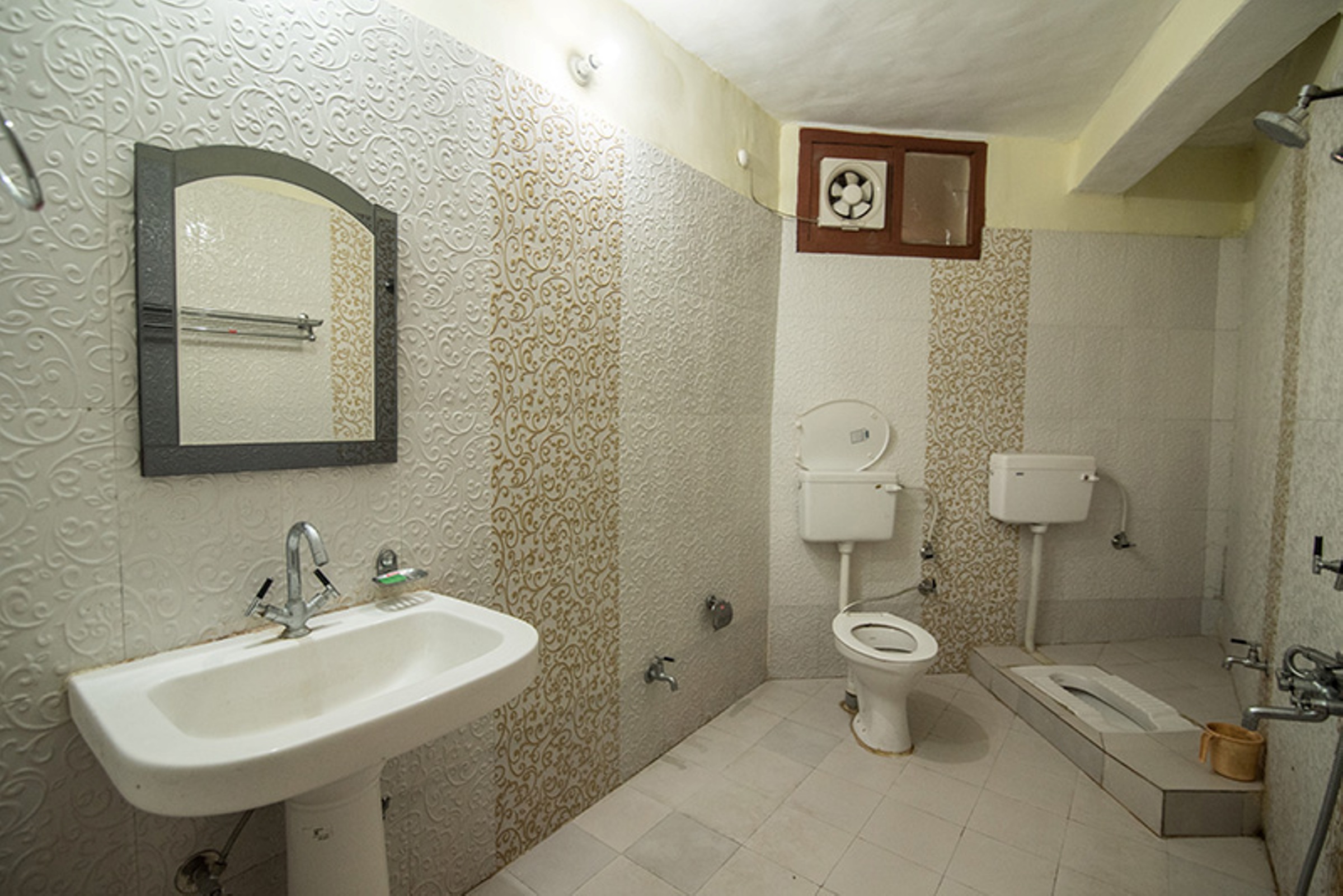 Hotel Moon Mallital — photo 24