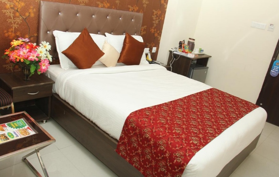 Hotel Lotus Grand — photo 23