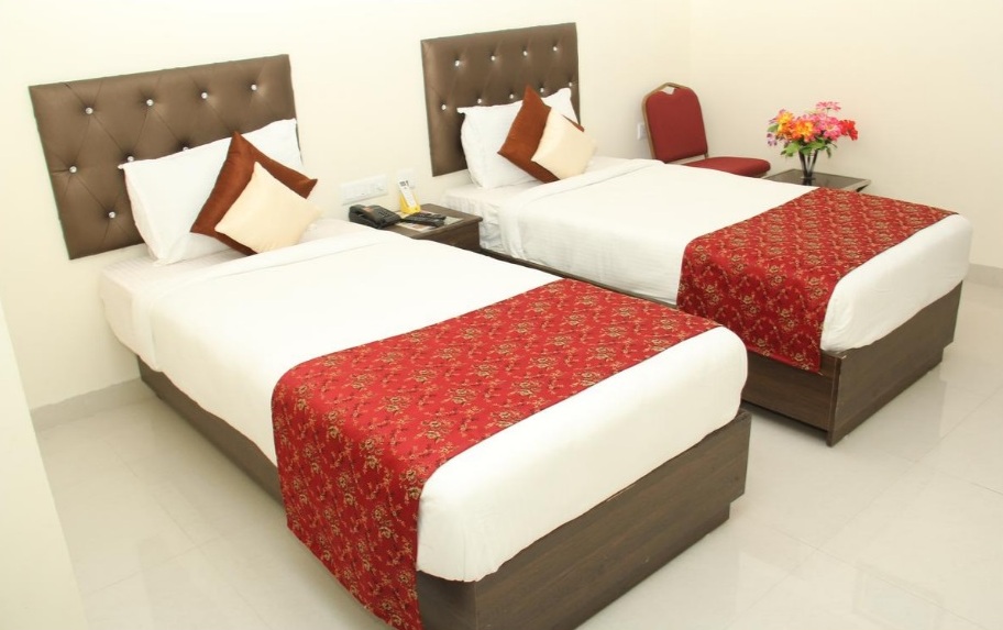 Hotel Lotus Grand — photo 14