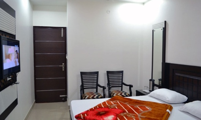 Hotel Park Land-Banbhoolpura — photo 8