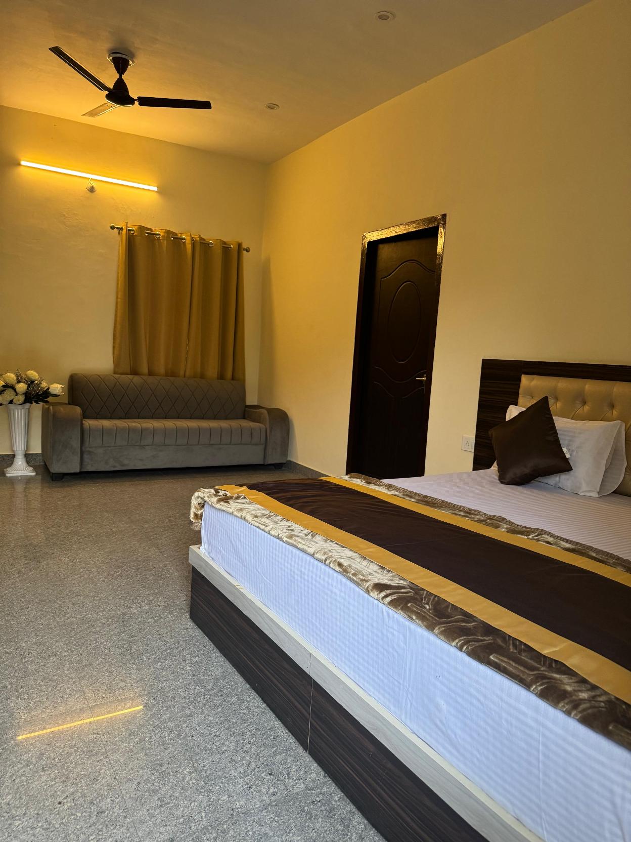 Hotel Sun Lights Bhimtal — photo 10