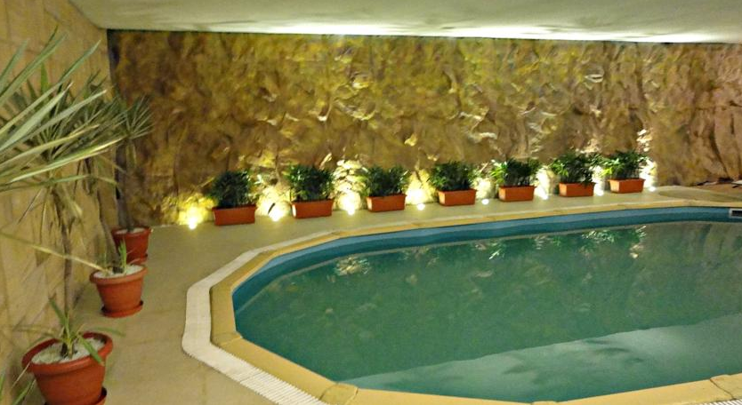 Hotel Corporate Regency,DLF Phase 3 — photo 13