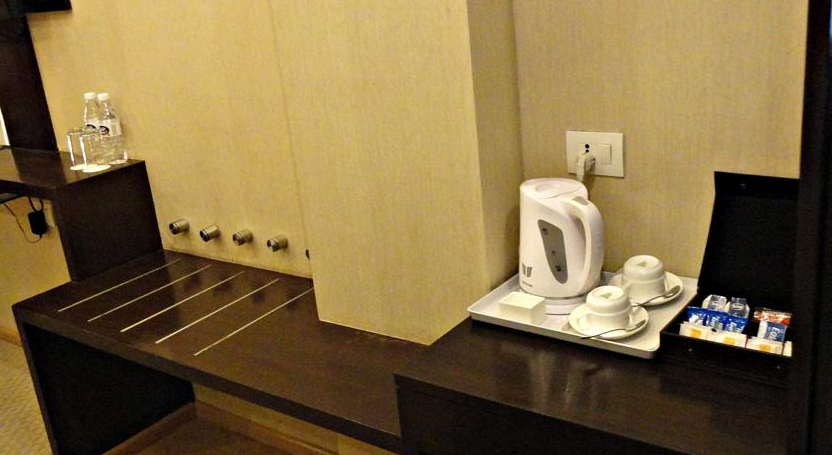 Hotel Corporate Regency,DLF Phase 3 — photo 18