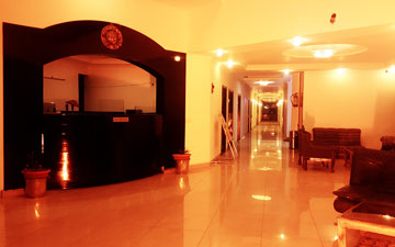 Kaler Grand Inn, Bhimtal — photo 8