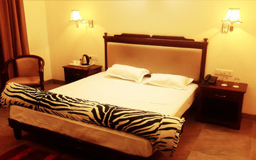 Kaler Grand Inn, Bhimtal — photo 13