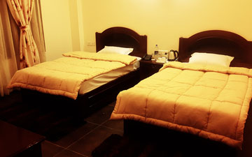Kaler Grand Inn, Bhimtal — photo 15
