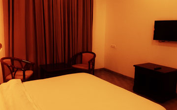 Kaler Grand Inn, Bhimtal — photo 18