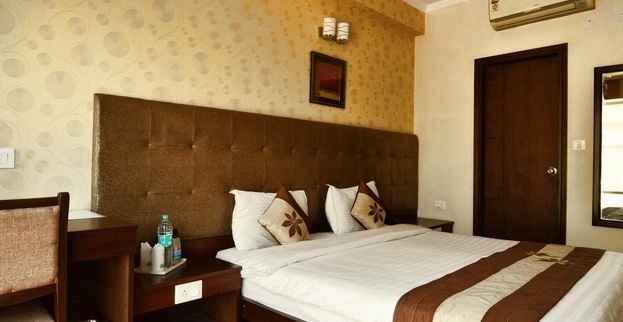 Hotel Rousha Inn — photo 9