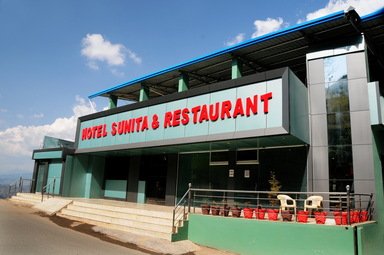 Hotel Sunita-Lower Mall Road — photo 13
