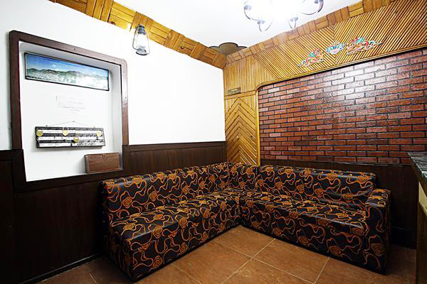 Hotel New bharat — photo 16