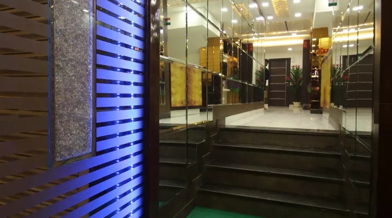 Hotel Hill Palace