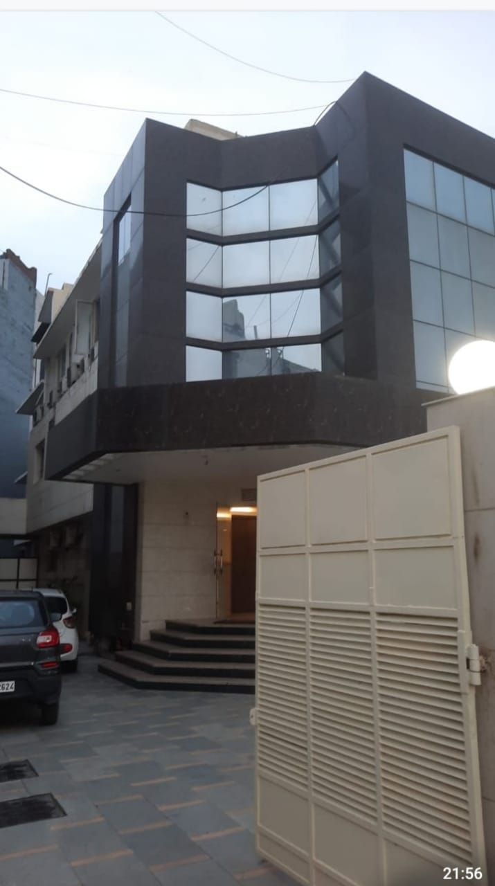 ZENITH HOTEL
